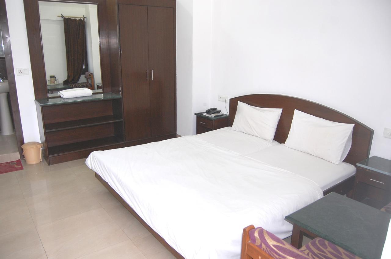 Oyo Flagship 40314 Hotel Victoria International Amritsar Exterior photo