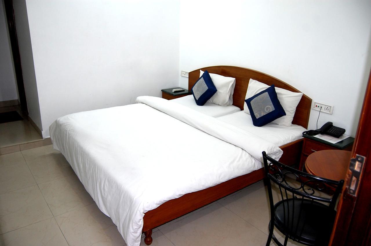 Oyo Flagship 40314 Hotel Victoria International Amritsar Exterior photo