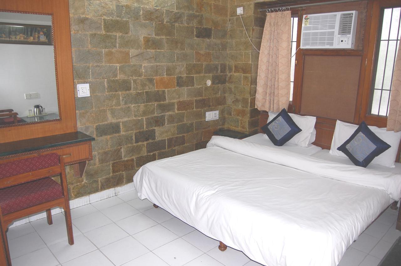 Oyo Flagship 40314 Hotel Victoria International Amritsar Exterior photo